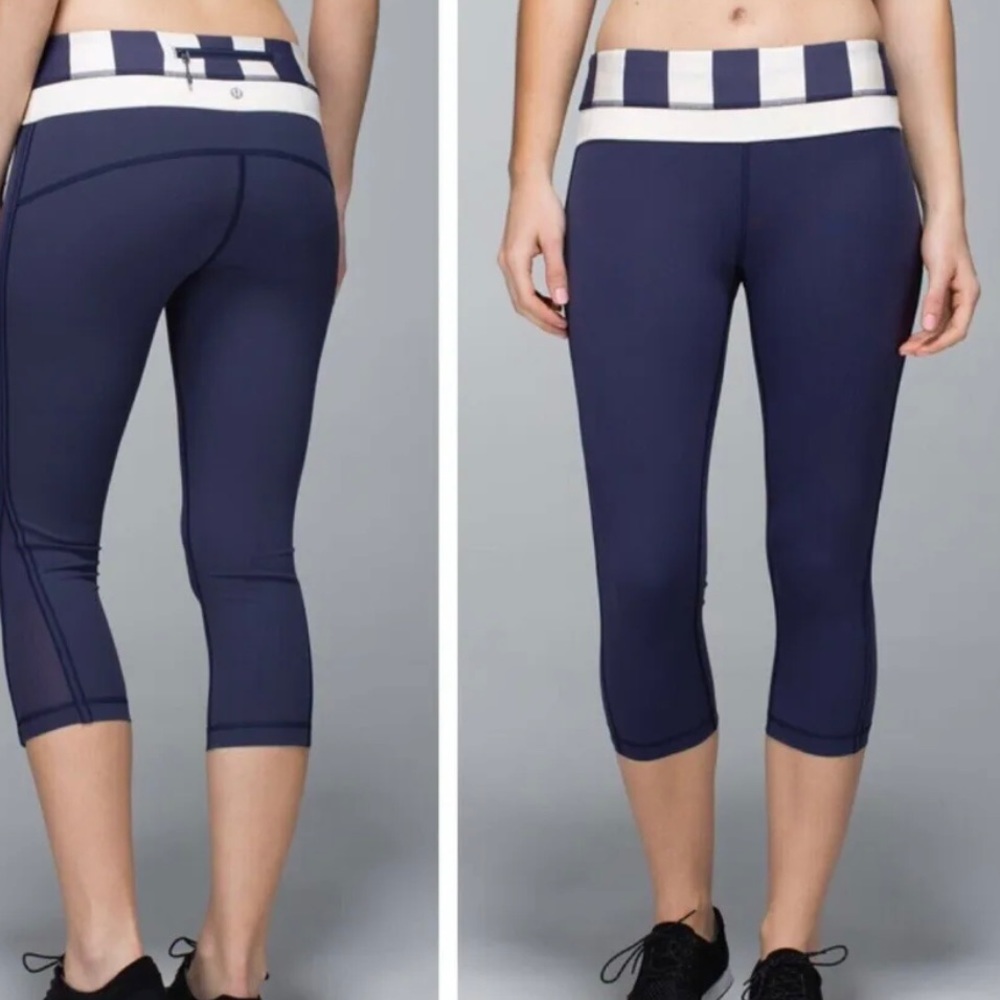 Lululemon Up the Pace Cadet Blue Stripe Capri Leggings Size 8 Blue Zip Pocket